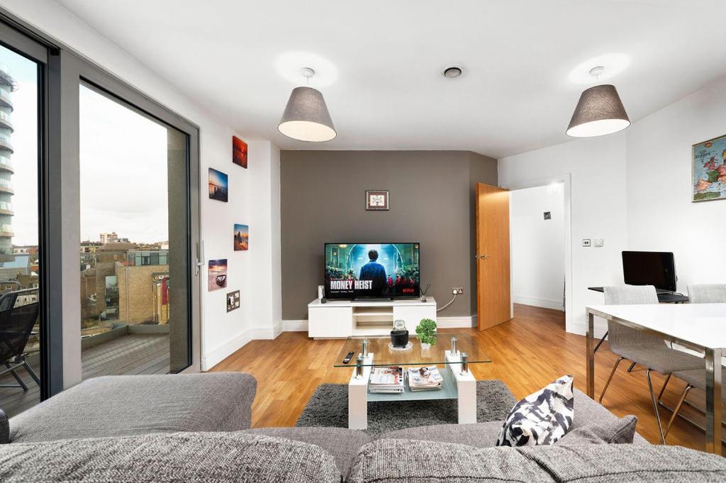 Modern Serviced 3-Bedroom Flat In East London Eksteriør billede