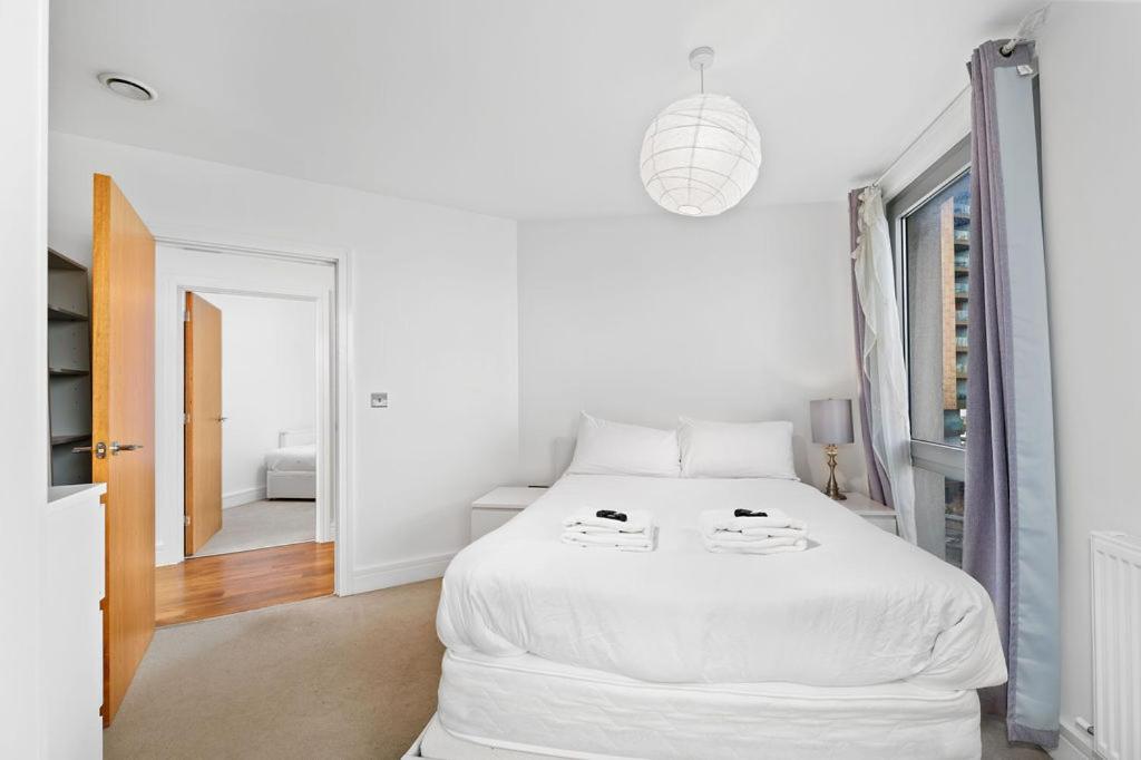 Modern Serviced 3-Bedroom Flat In East London Eksteriør billede