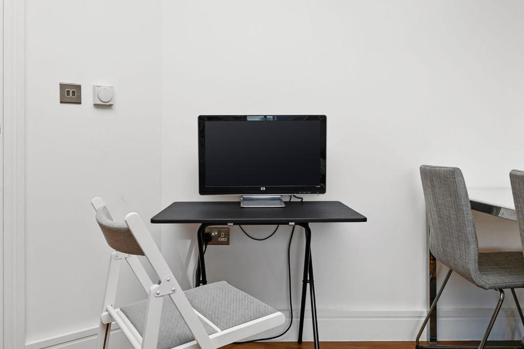 Modern Serviced 3-Bedroom Flat In East London Eksteriør billede