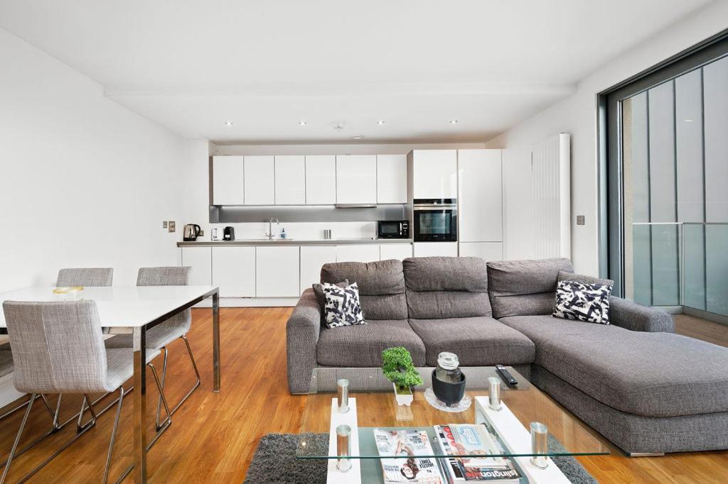 Modern Serviced 3-Bedroom Flat In East London Eksteriør billede